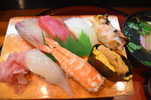 萩市の寿司屋の一清