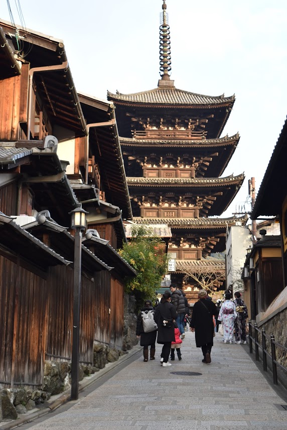 三年坂が清水寺で風情がある場所の1つではと思います