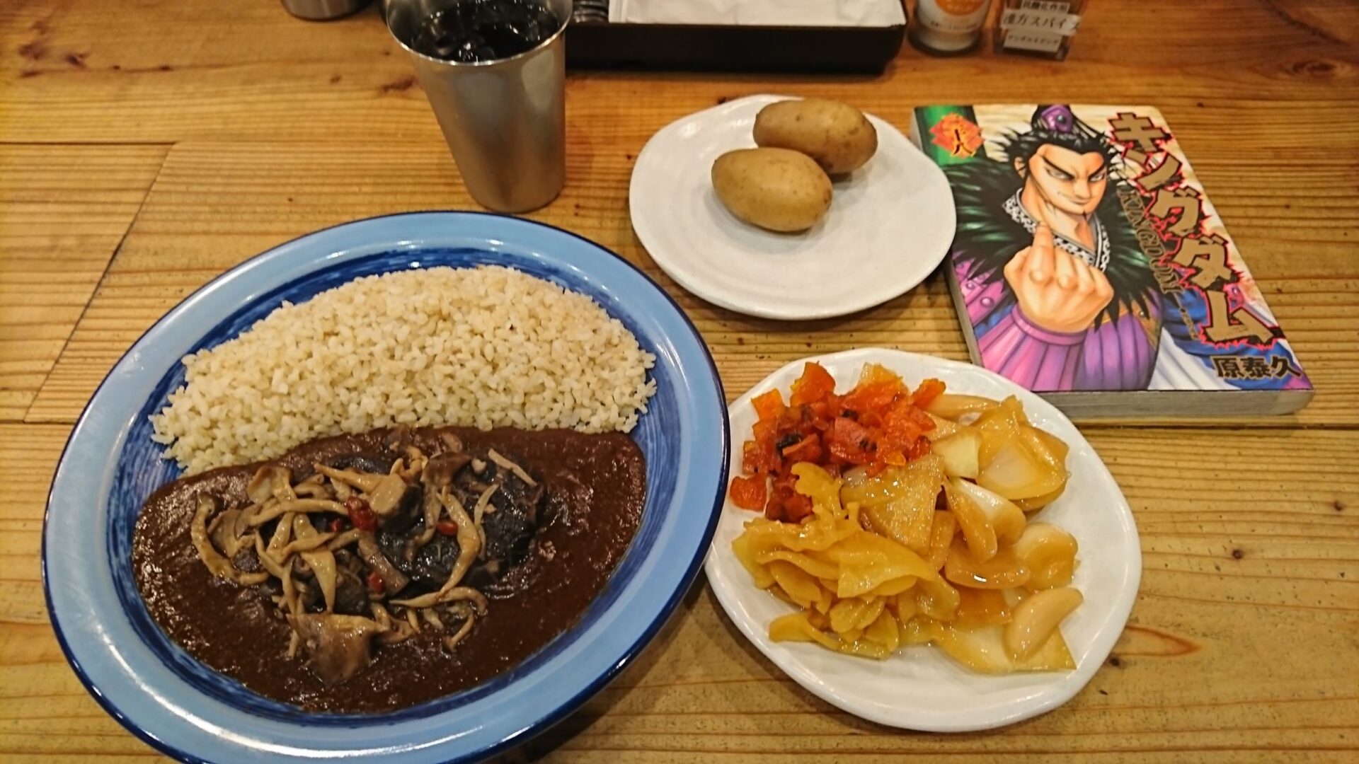 もうやんカレーは健康的で食べ応えがあります