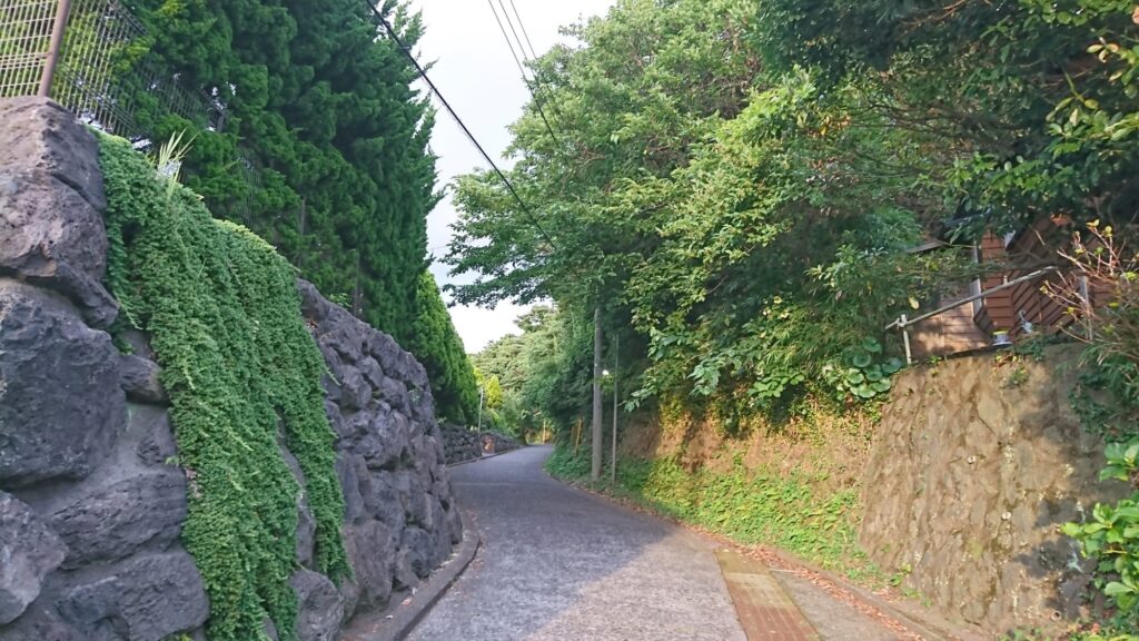 元町地区を山の方に歩って行ったところ