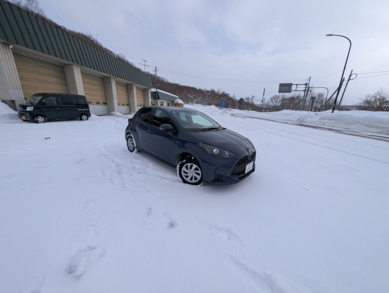 北海道での移動に利用したレンタカーの写真です
