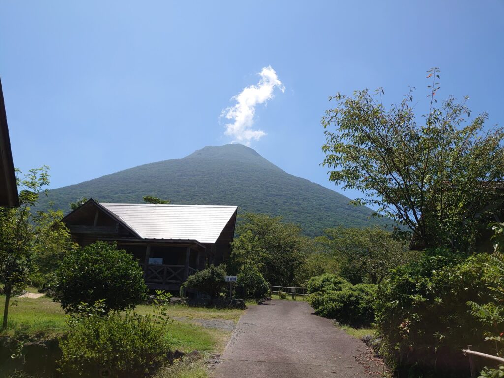 開聞岳のふもと