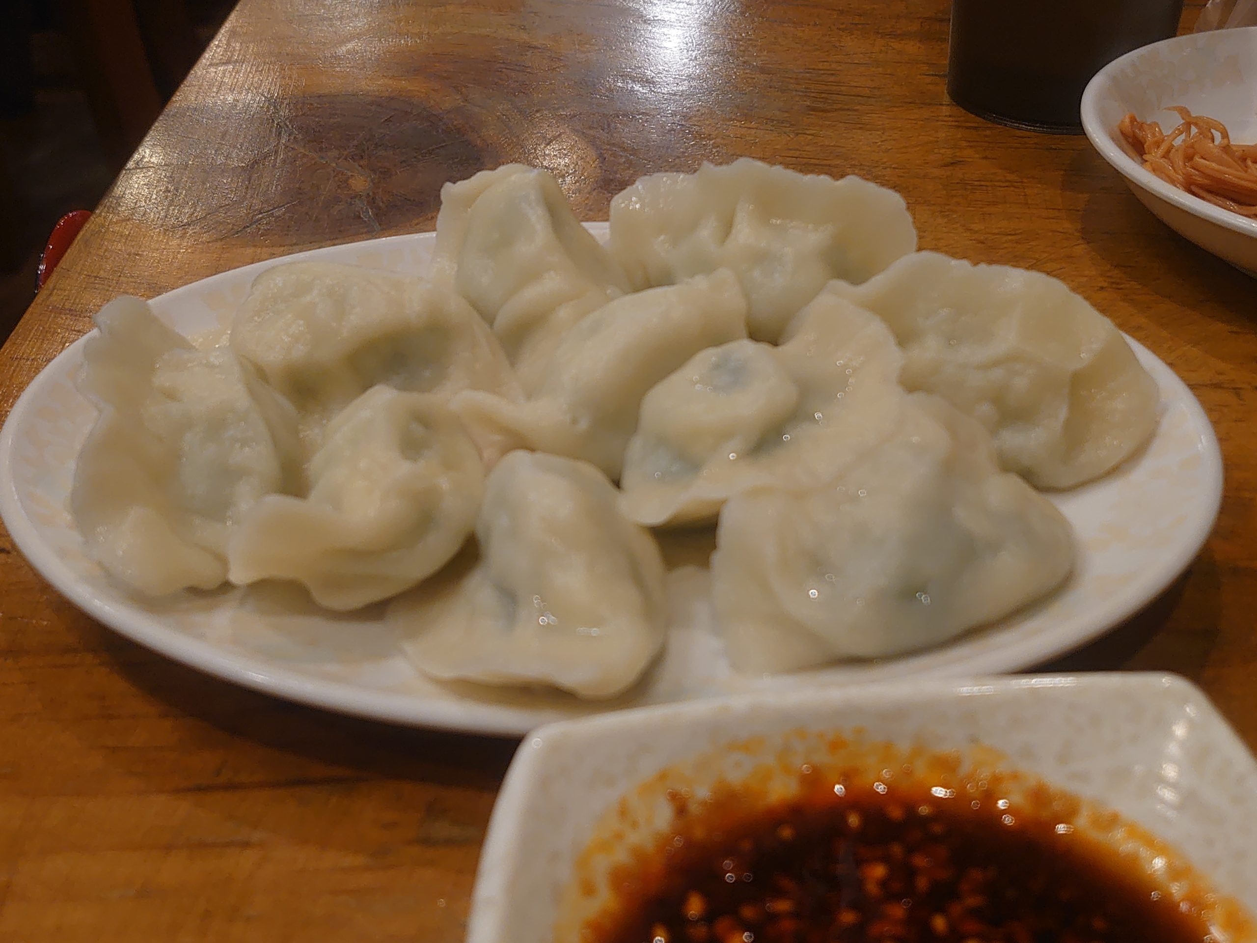 新大久保の小魏鴨脖店の水餃子